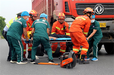 德钦沛县道路救援